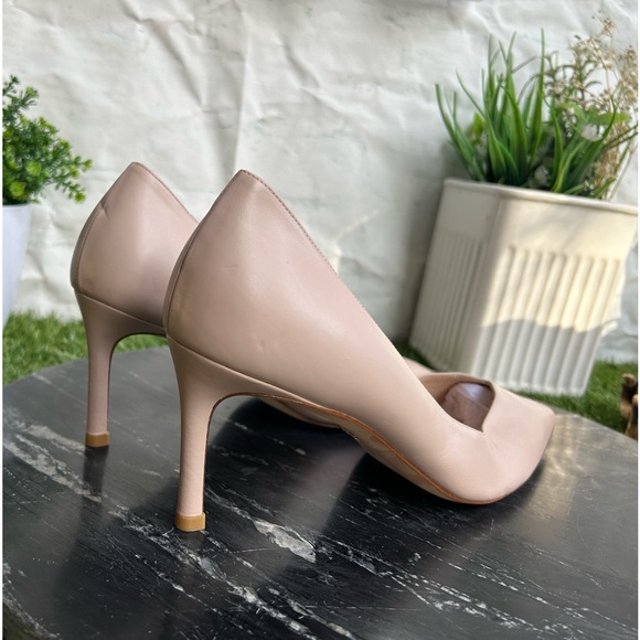STUART WEITZMAN NUDE  pointy toe Anny Pumps Size  9.5 - Picture 13 of 16